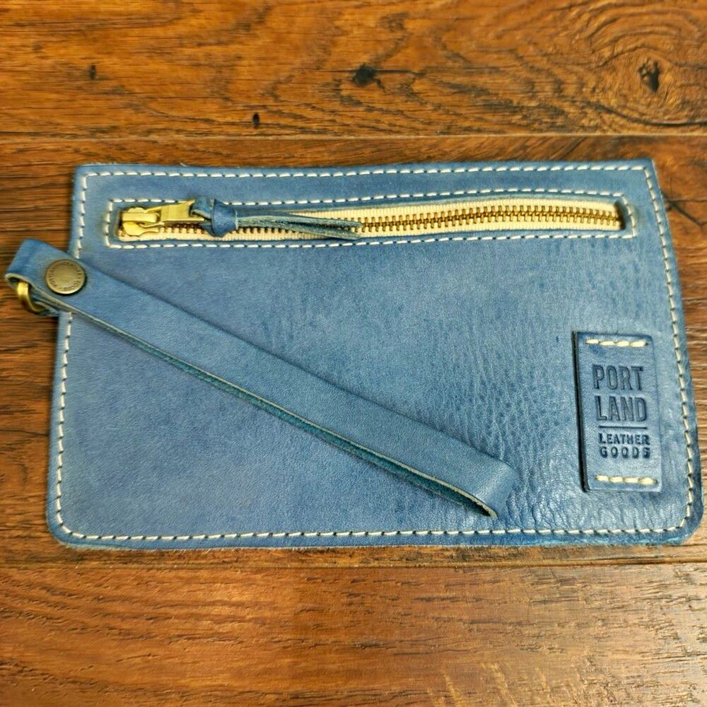 New Portland Leather Goods Indigo Blue Adrianna Wristlet Wallet Pouch Rare